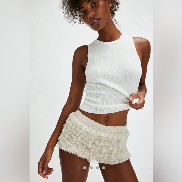 Free People A Look Back Swit Cami - Picture 2 of 9